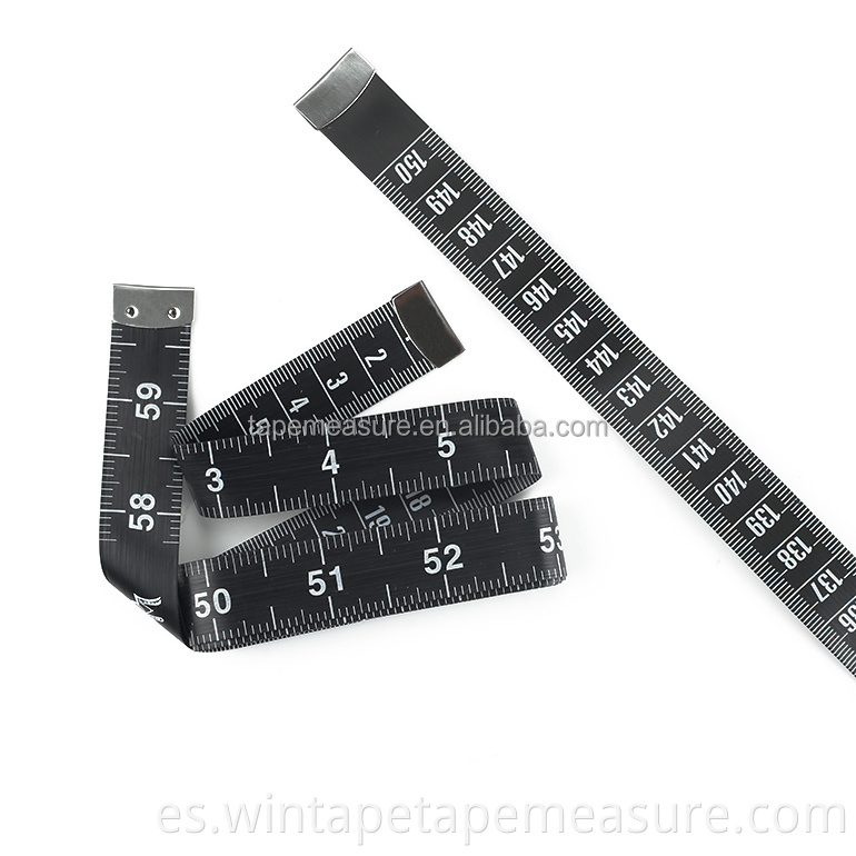 Diseño de moda tela negra de costura tipo pvc suave medida de cinta a medida con su logotipo personalizado